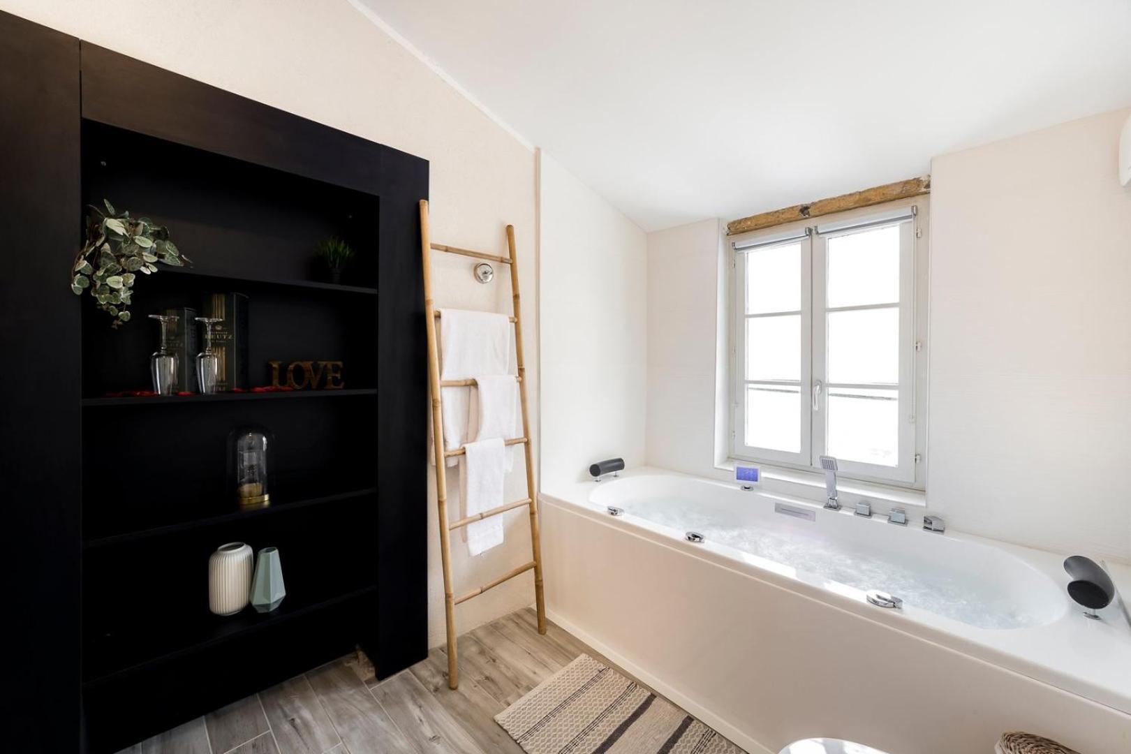 Sky'Room - Jacuzzi & Vue - Vieux Lyon Exterior foto